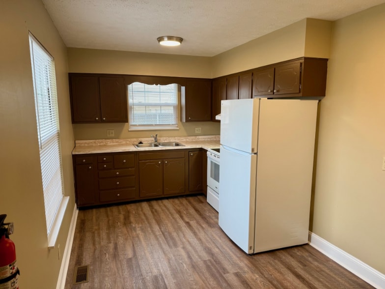 Building Photo - 2203 Adams Ave