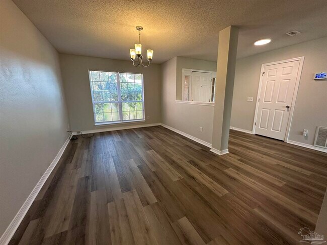 Building Photo - 9137 Daytona Dr