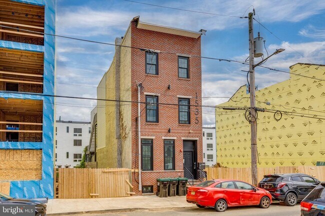Building Photo - 1535 N 6th St