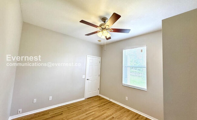 Building Photo - 10308 Birdwatch Dr