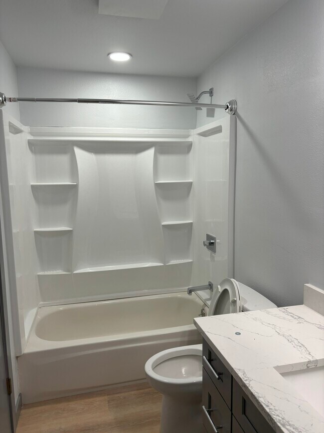 Building Photo - 10608 166th Pl NE