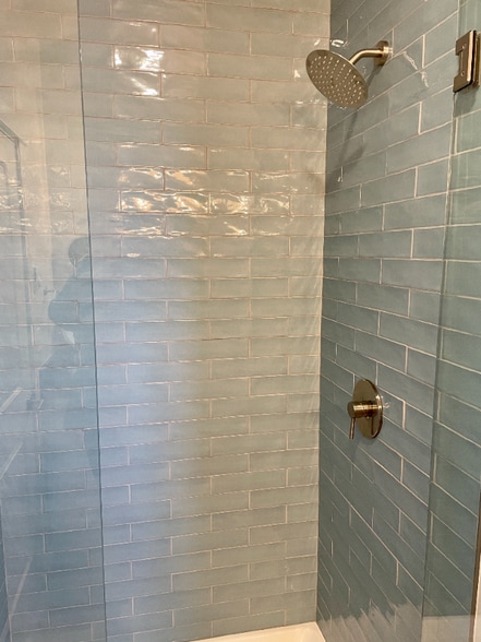 Building Photo - 2222 Willow Dr