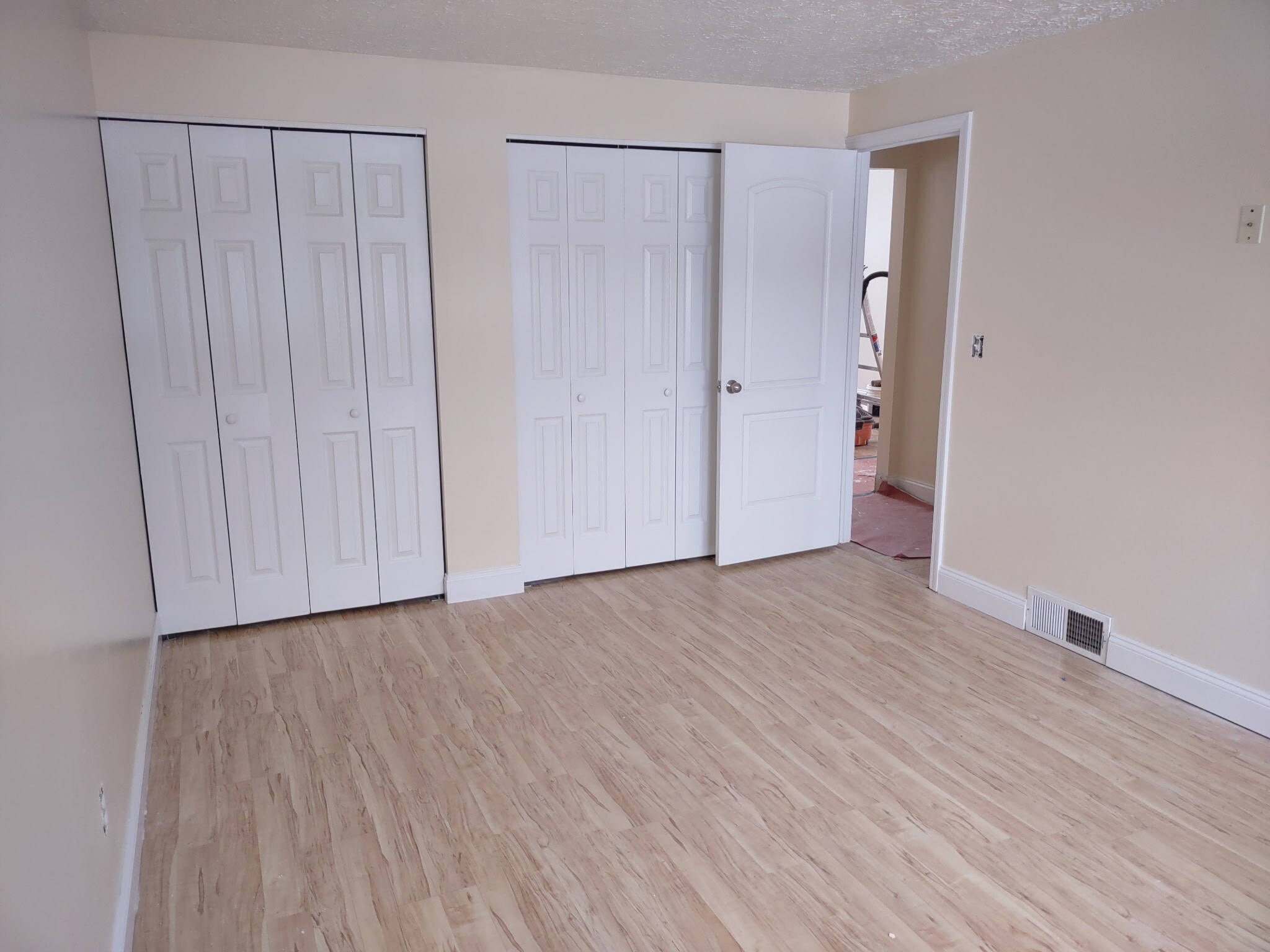 Building Photo - 190 Willow Pond Way