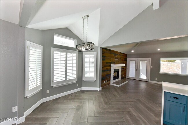 Building Photo - 2013 Sun Country Dr