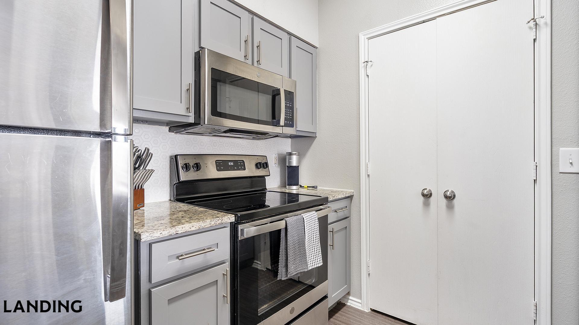 Building Photo - 11139 Culebra Rd