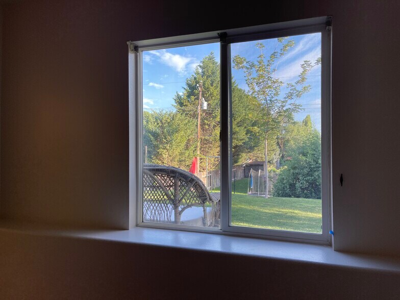 Building Photo - 85 W 1400 S