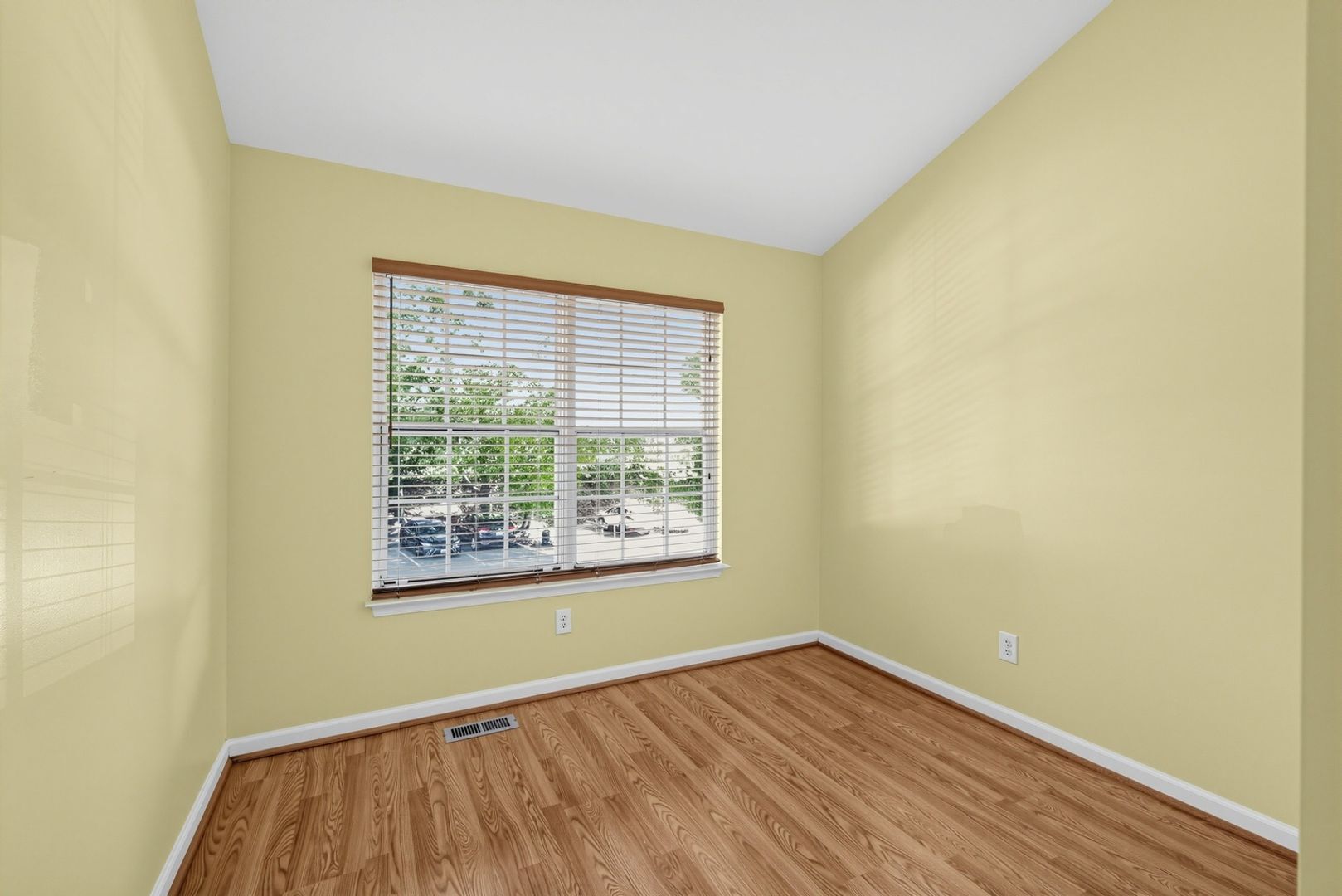 Building Photo - 13631 Winterspoon Ln