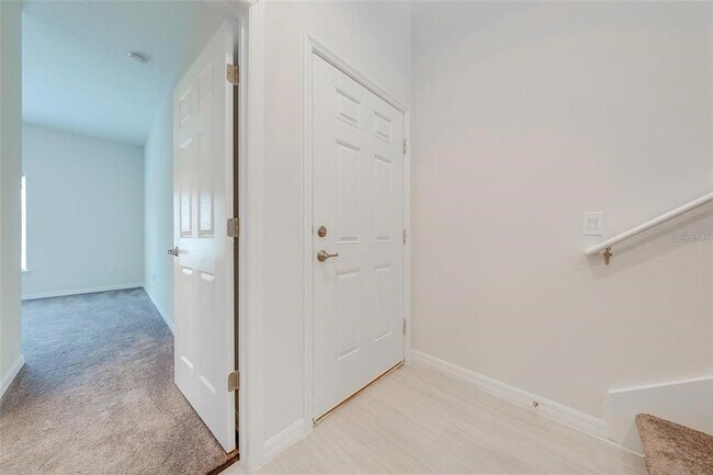 Building Photo - 2147 Penny Ln