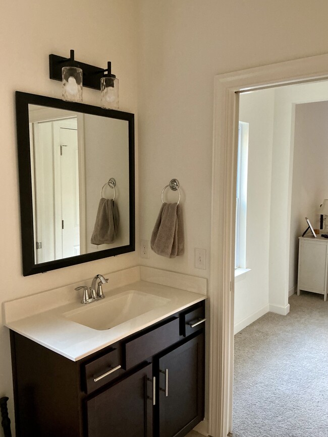 Building Photo - 291 North St