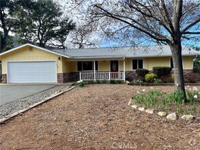 Building Photo - 2245 Westlake Dr