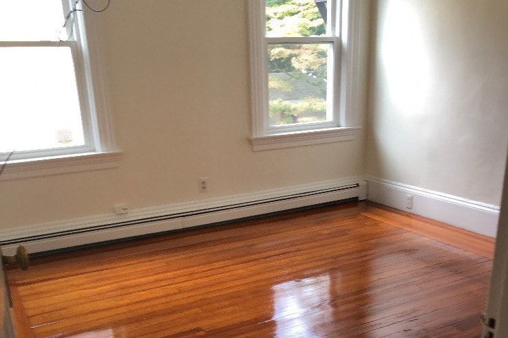 Building Photo - 18 University Ave