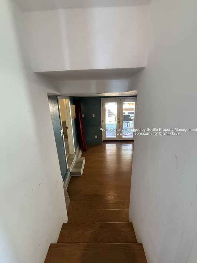 Building Photo - MOVE IN READY 3BR/1BA MAXWELL PARK HOME!