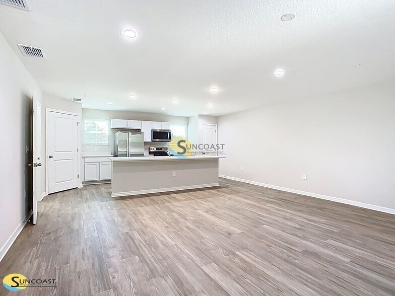 Primary Photo - 3821 SW 43rd Ct