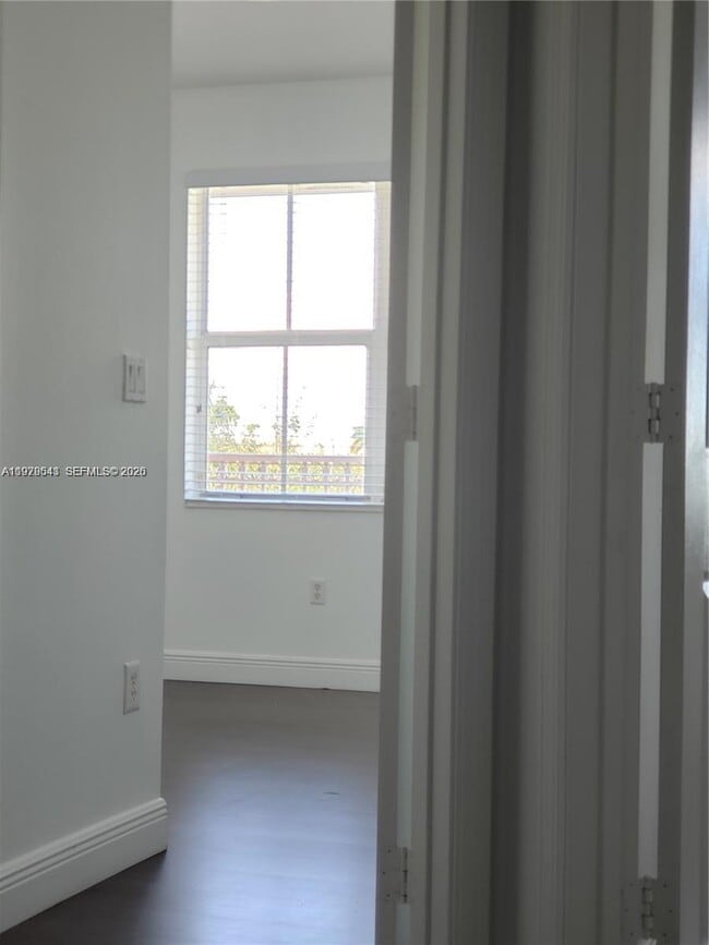 Building Photo - 11202 NW 83rd St