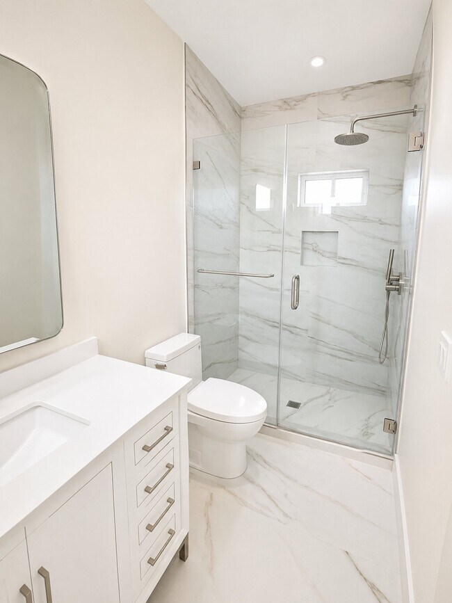 Building Photo - 9346 Creemore Dr