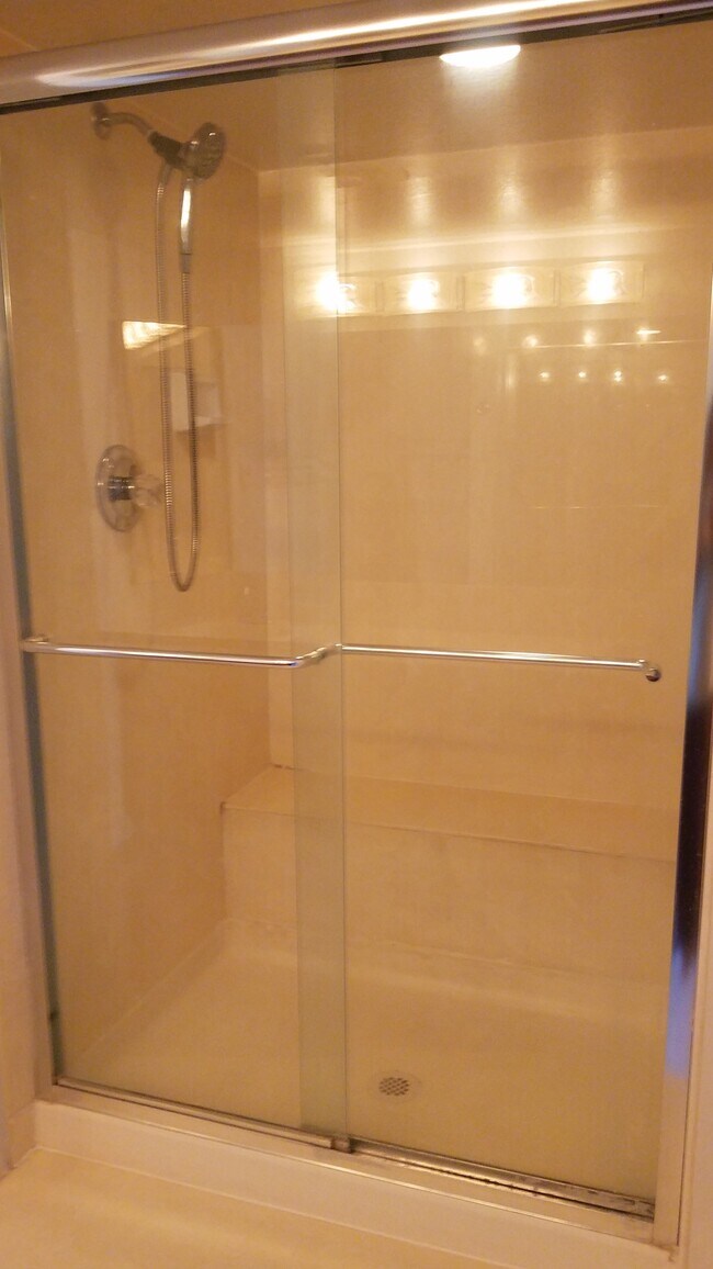 Building Photo - 3857 N Paseo de las Canchas