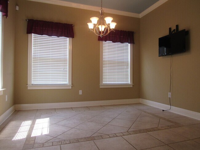 Building Photo - Valley Chase Subdivision!