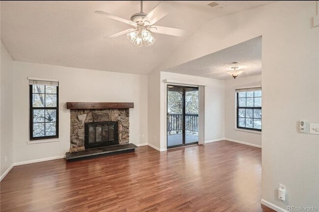 Primary Photo - Wonderful Condo In Desirable Lakewood Comm...