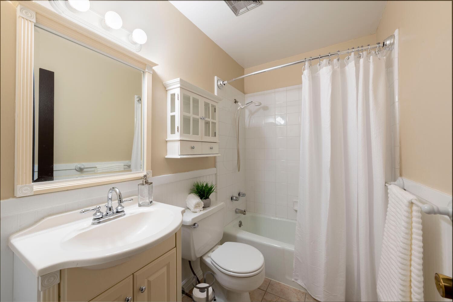 Bath up - 5085 S 2870 E