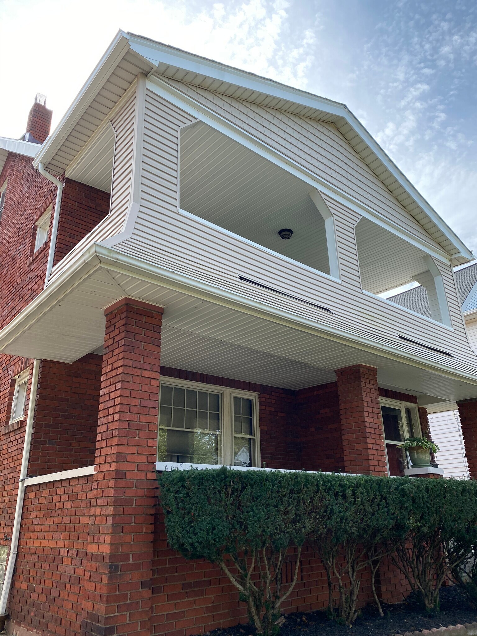 Building Photo - 2207 Portman Ave
