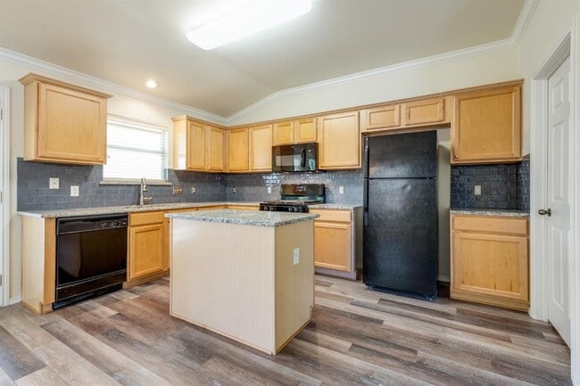 Building Photo - 3681 Spring Canyon Trail