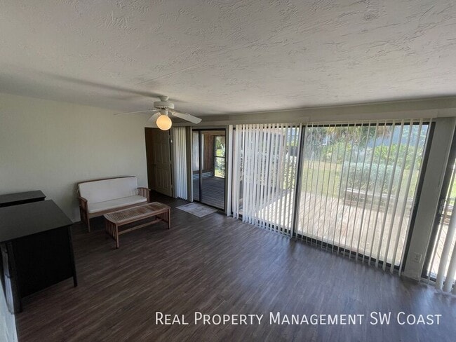 Building Photo - 17430 W Carnegie Cir