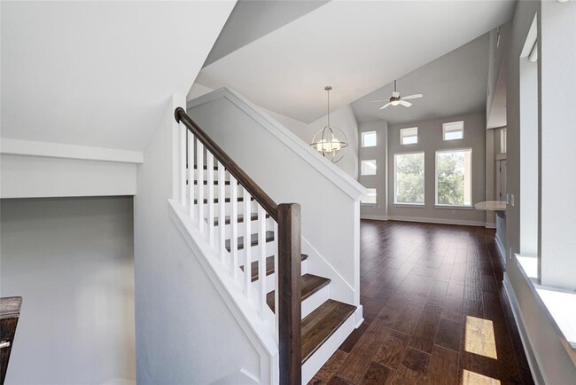 Building Photo - 12606 Red Sparrow St