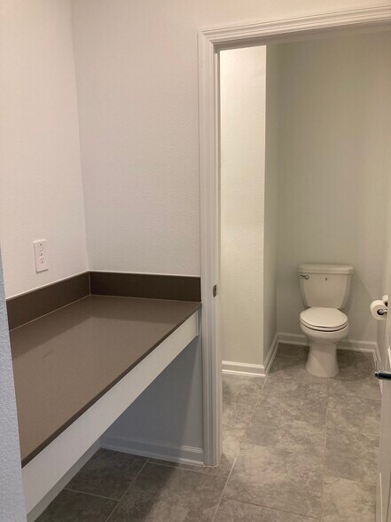 Building Photo - 6188 Shavasana Rd