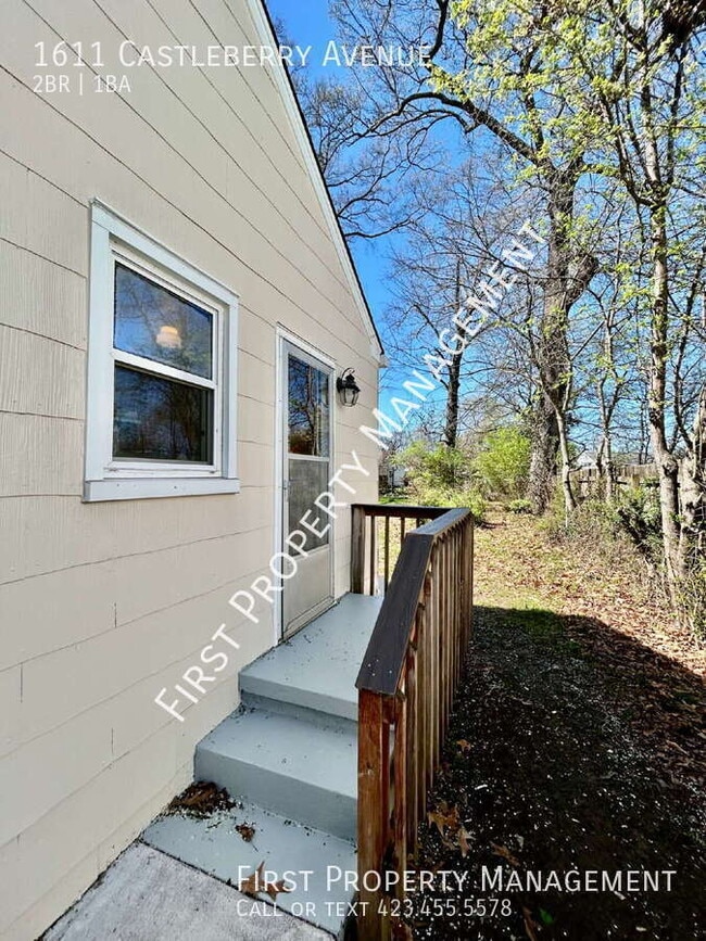 Building Photo - 1611 Castleberry Ave