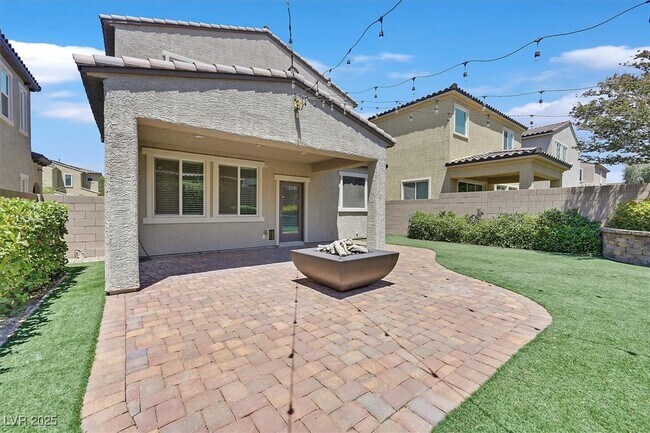 Building Photo - 3065 Concepcion Ct