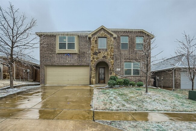 Primary Photo - 805 Woodmark Dr