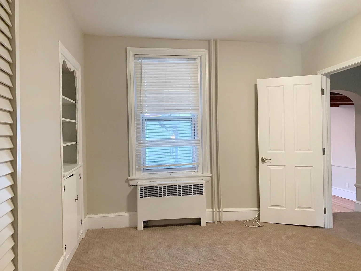 Building Photo - 142 E Gay St