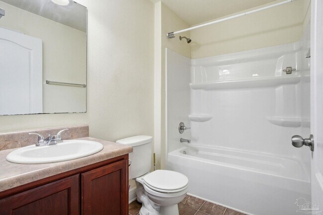 Building Photo - 8105 Nalo Creek Loop