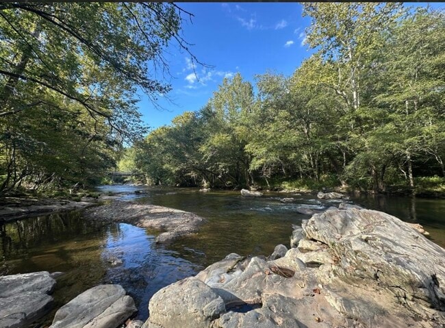Building Photo - 3626 Pittman Center Rd