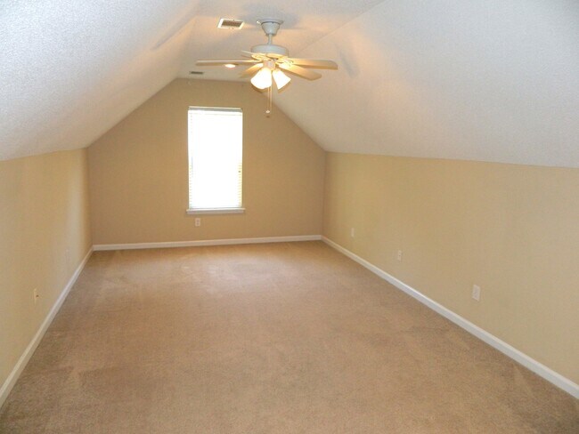 Building Photo - 789 Osprey Ln