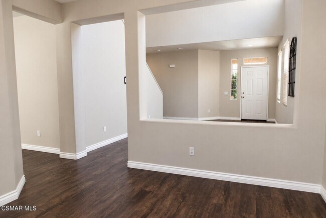 Building Photo - 885 Aloe Ln