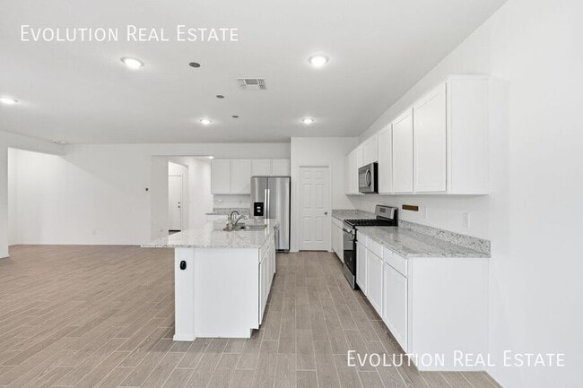 Building Photo - 11852 N Stanton Ct