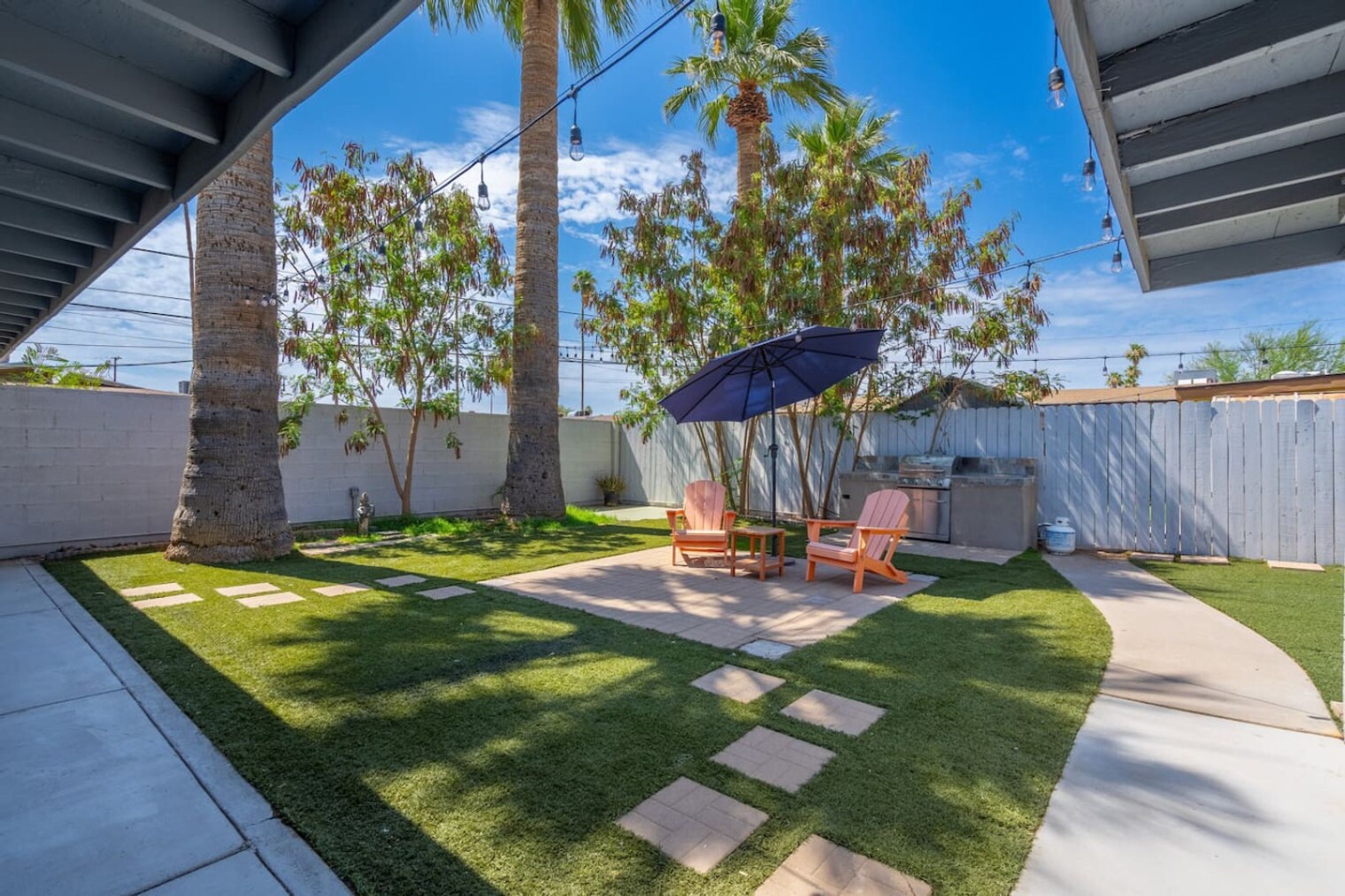 Building Photo - 3314 N 66th Pl