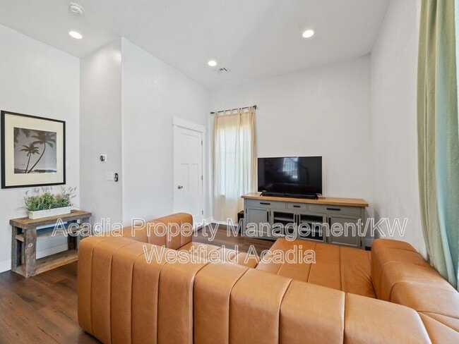 Building Photo - 510 S 900 W