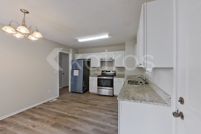 Building Photo - 1117 Moonglow Cir