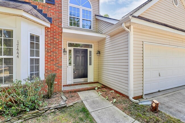 Building Photo - 17444 Baldwin Hall Dr