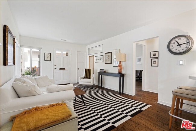 Building Photo - 948 20th St