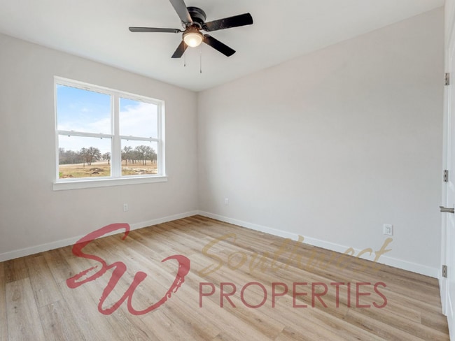 Building Photo - Gorgeous 3 bedroom townhome with a quick, easy walk to TSU campus!