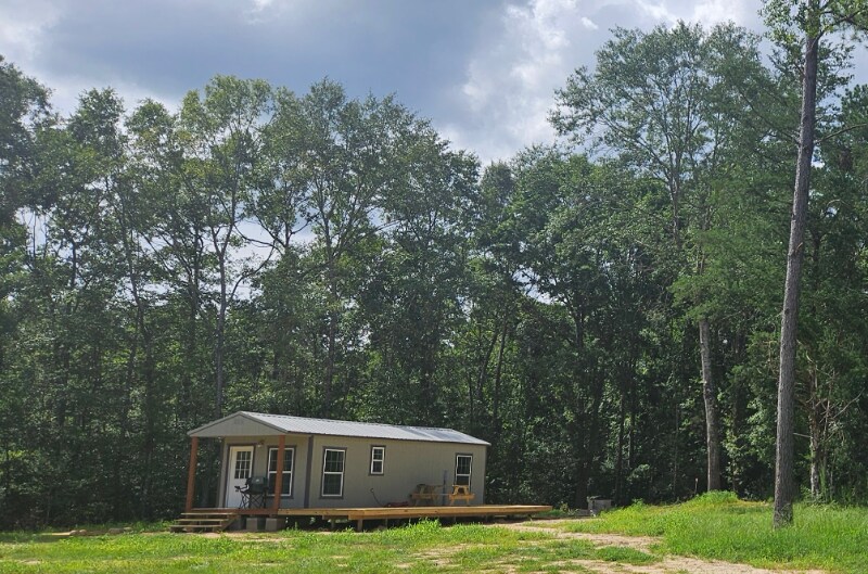 Primary Photo - 761 Backwoods Rd