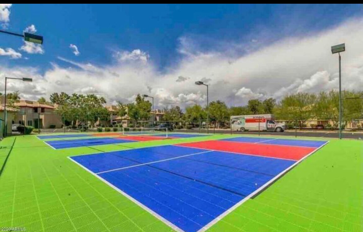 Tennis/ Pickleball courts - 1825 W Ray Rd