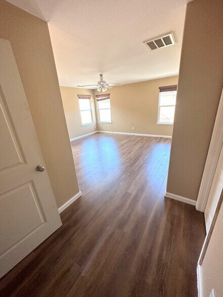 Building Photo - 5254 Moonlit Bay Way