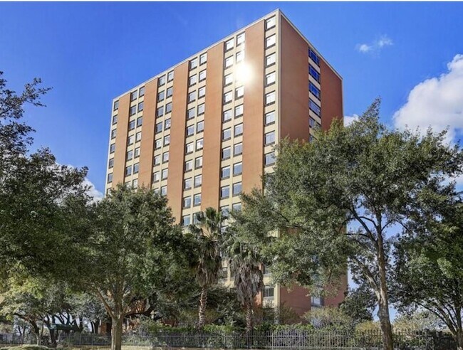 Building Photo - 7520 Hornwood Dr