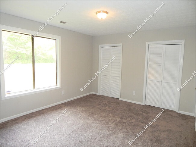 Building Photo - 9075 Dorsey Rd
