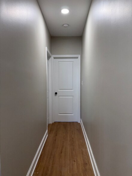 Building Photo - 2009 N Smallwood St