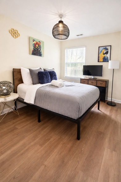 Secondary bedroom (visual with furniture) - 8253 Belmont Stables Dr